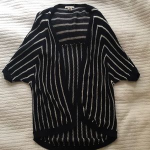 Short sleeve kimono cardigan